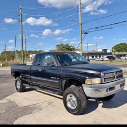 2002  Dodge Ram 2500 Laramie 4x4 V10