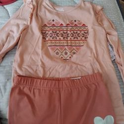 Brand NEW GIRLS SIZE 7