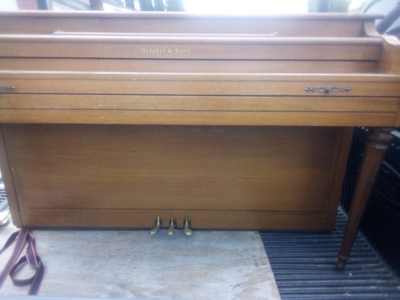Schafer and Sons Piano