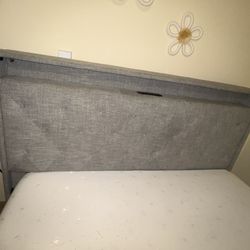 Queen Bed