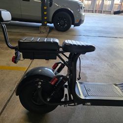 Electric scooter