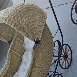 Vintage Wicker Baby Buggy/ Doll Carriage 