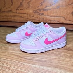 Nike Dunk Low Triple Pink 