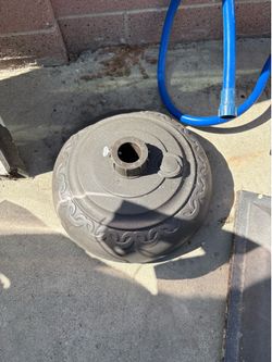 Free umbrella holder