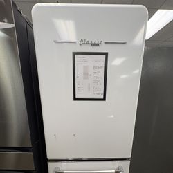 Classic Unique Frost Free Retro Bottom Freezer Refrigerator | ($0 Down) | Warranty Included 