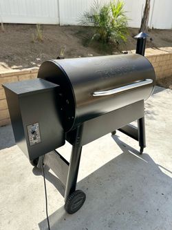 Traeger Smoker (works great)
