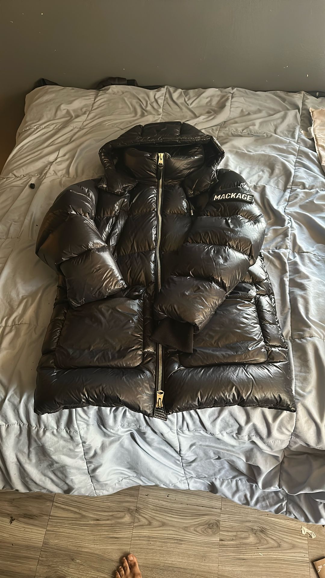 MACKAGE