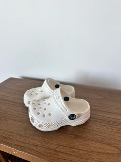 Baby crocs