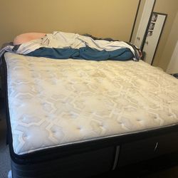 Pillow Top King sized Mattress/ 2 twin box springs