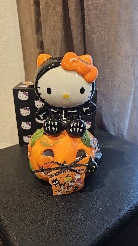 Halloween Hello Kitty Tea Light Ceramic Decor