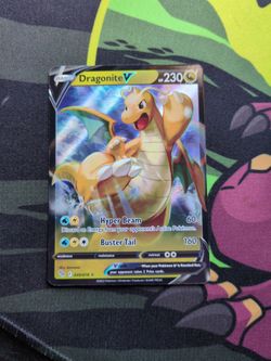 Dragonite V Pokémon Card 049/078