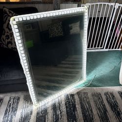 Light Up Mirror