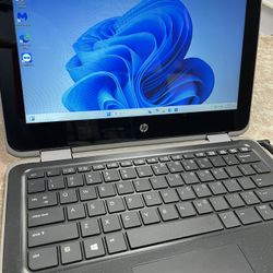 11” Full flip hp laptop wit touchscreen 1.61ghz 8gb ram 120gb hd windows 11 843821-2 with charger