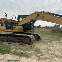 Caterpillar 320 