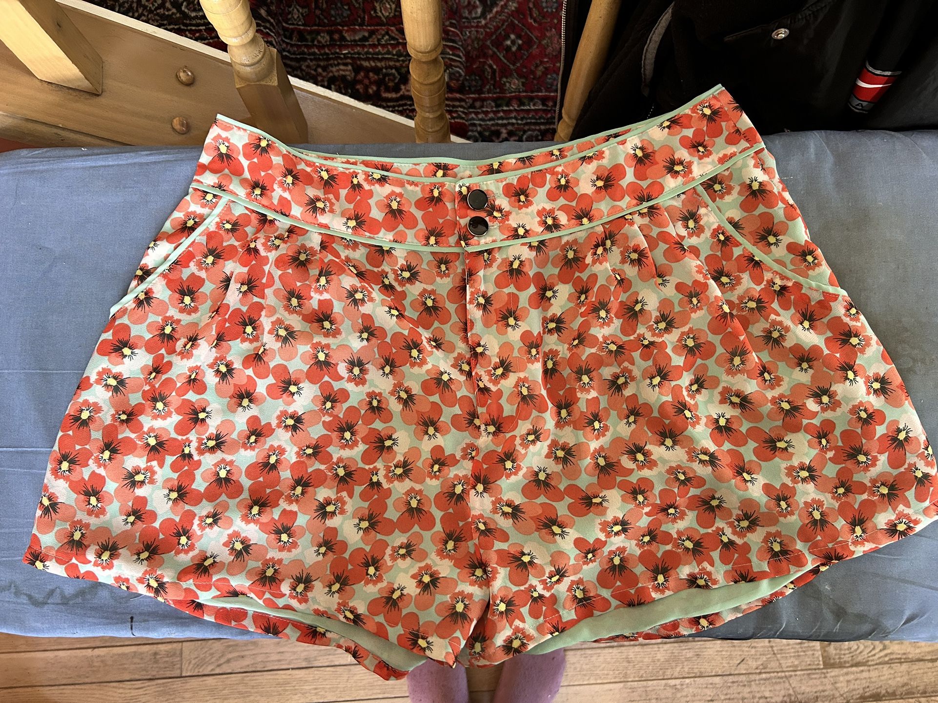 Floral Spring/summer Shorts. Size 10