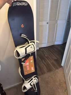 Bataleon Snowboard Setup – 153cm + union Bindings + Boots (Size 12)