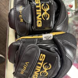 Sting Mitts