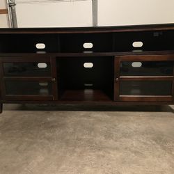 Bell’O 63” TV Stand