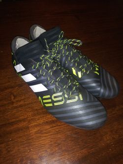 Cleats size 12