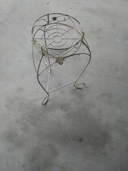 Vintage plant stand