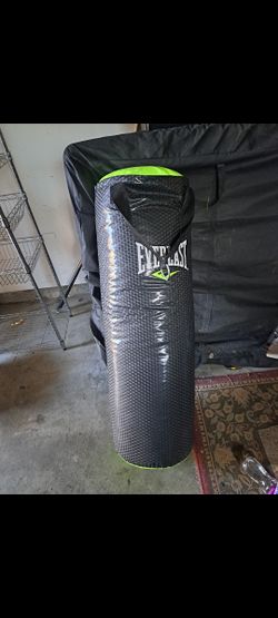 Heavy Bag. 100 Pound