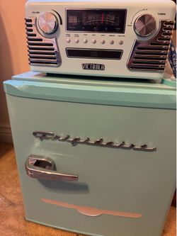Fridge and record player