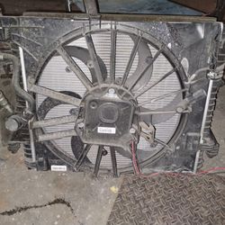 2010 Jaguar XkR Radiator Condenser And Fan