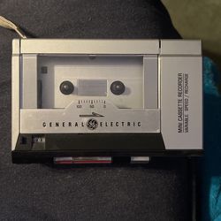 vintage Miniature AC/DC Cassette Recorder Handheld 3-5316A General Electric
