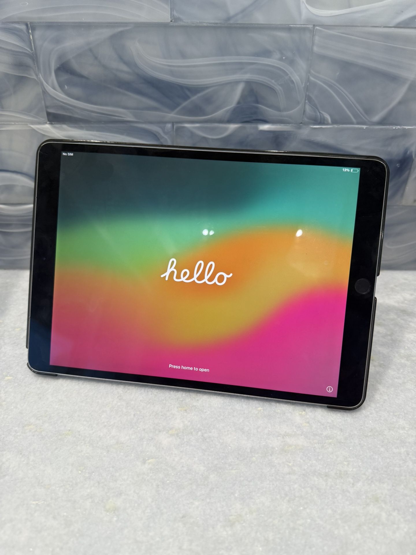 iPad Pro 10.5” WiFi + Cellular