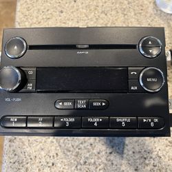 Ford F250/F350 Stock Radio