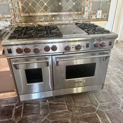 Wolf range with griddle