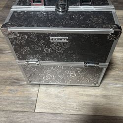 FRENESSA JEWELRY BOX GREAT PRICE 