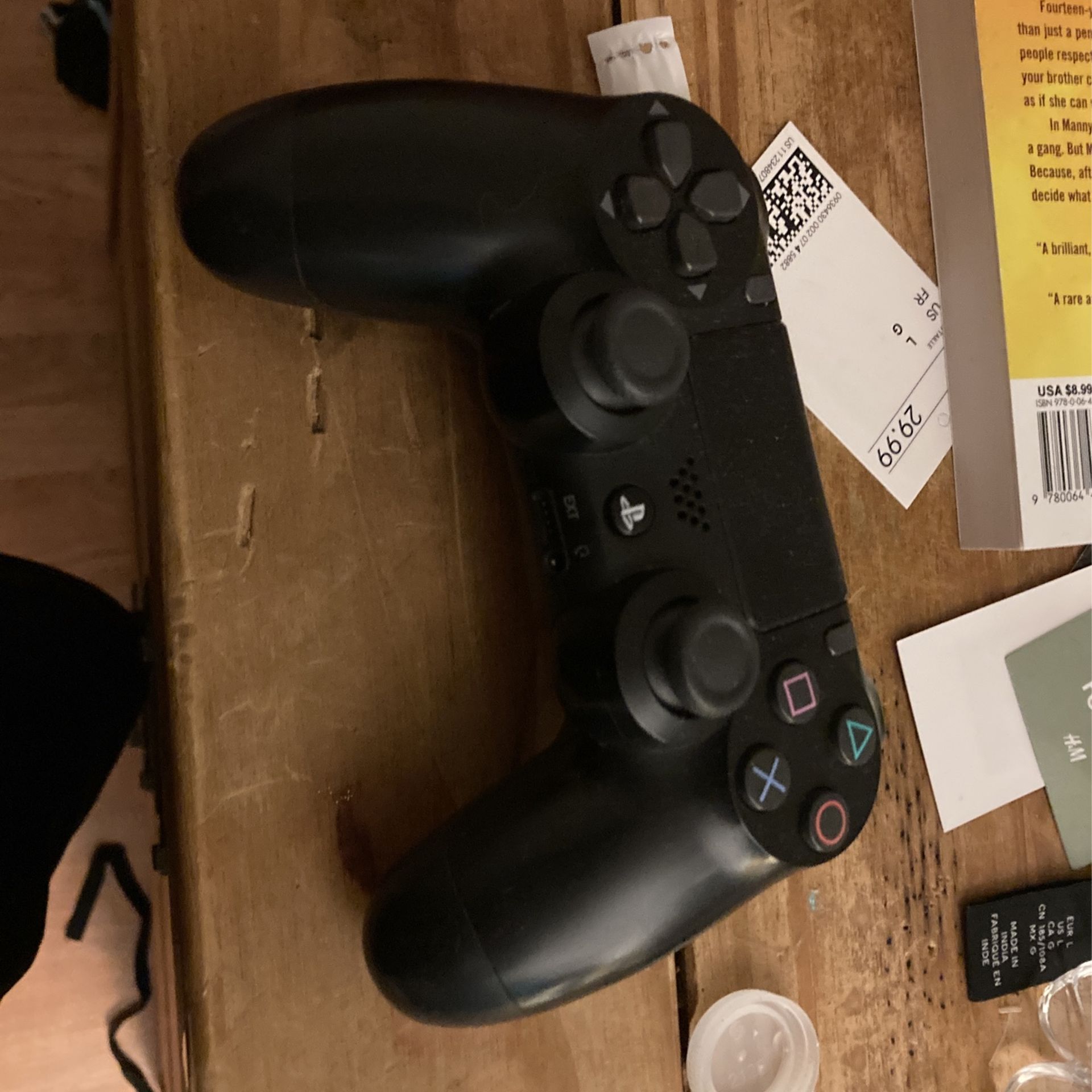 PS4 Controller.  For Proof It Stills Work Add Me On Snapchat And U Will See Videos Of The Controller In Action 
