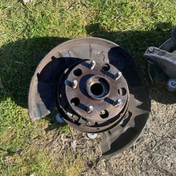 Spindle With Hub | Lexus OEM Part