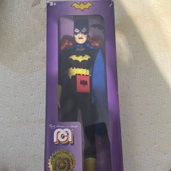 Batgirl 14 Inch Classic Figure
