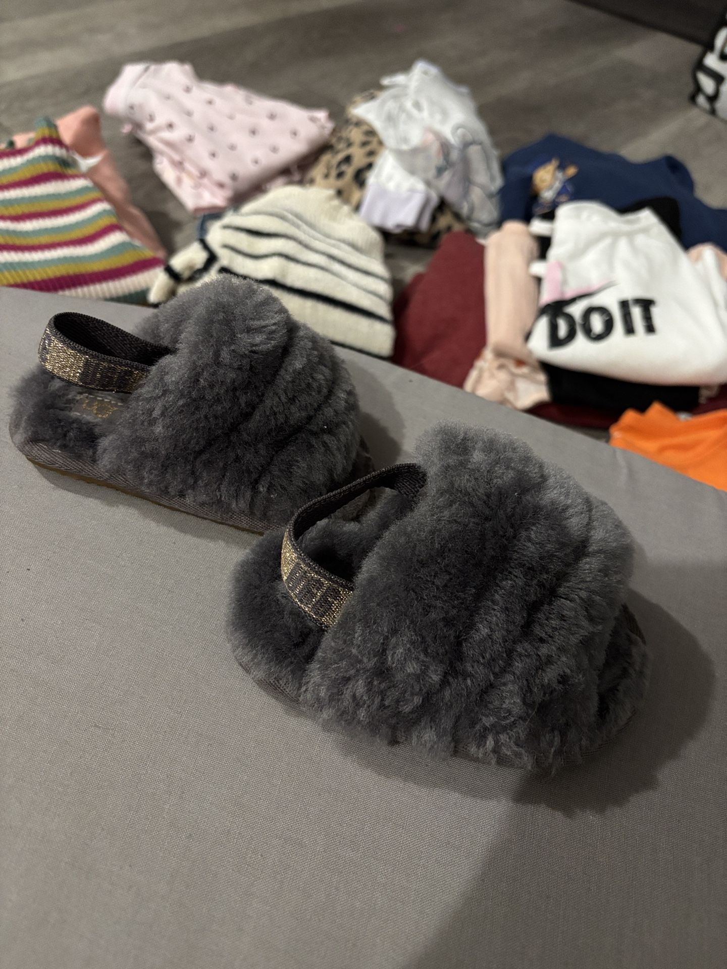 4/5c Uggs + 12months- 2t Sets (40pcs Total) 