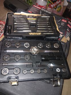 Icon metric tap and die set