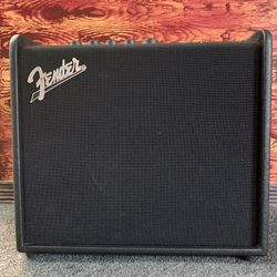 Fender Mustang LT25 Guitar Amp