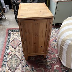 Free counter height cabinet