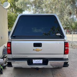 2016 Leer’s Camper Shell OFF A Single Chevy Silverado