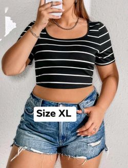 New women's crop top size XL