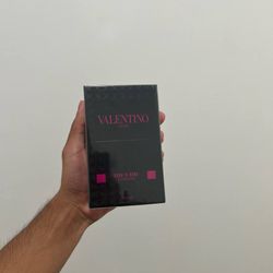 Valentino Perfume 