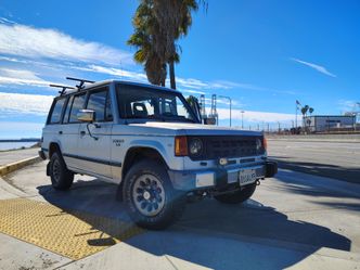 1990 Mitsubishi Montero