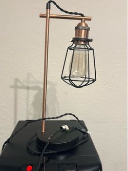 Industrial Steampunk Edison Bulb Desk Lamp with USB Port & Rose Gold/Copper Accent