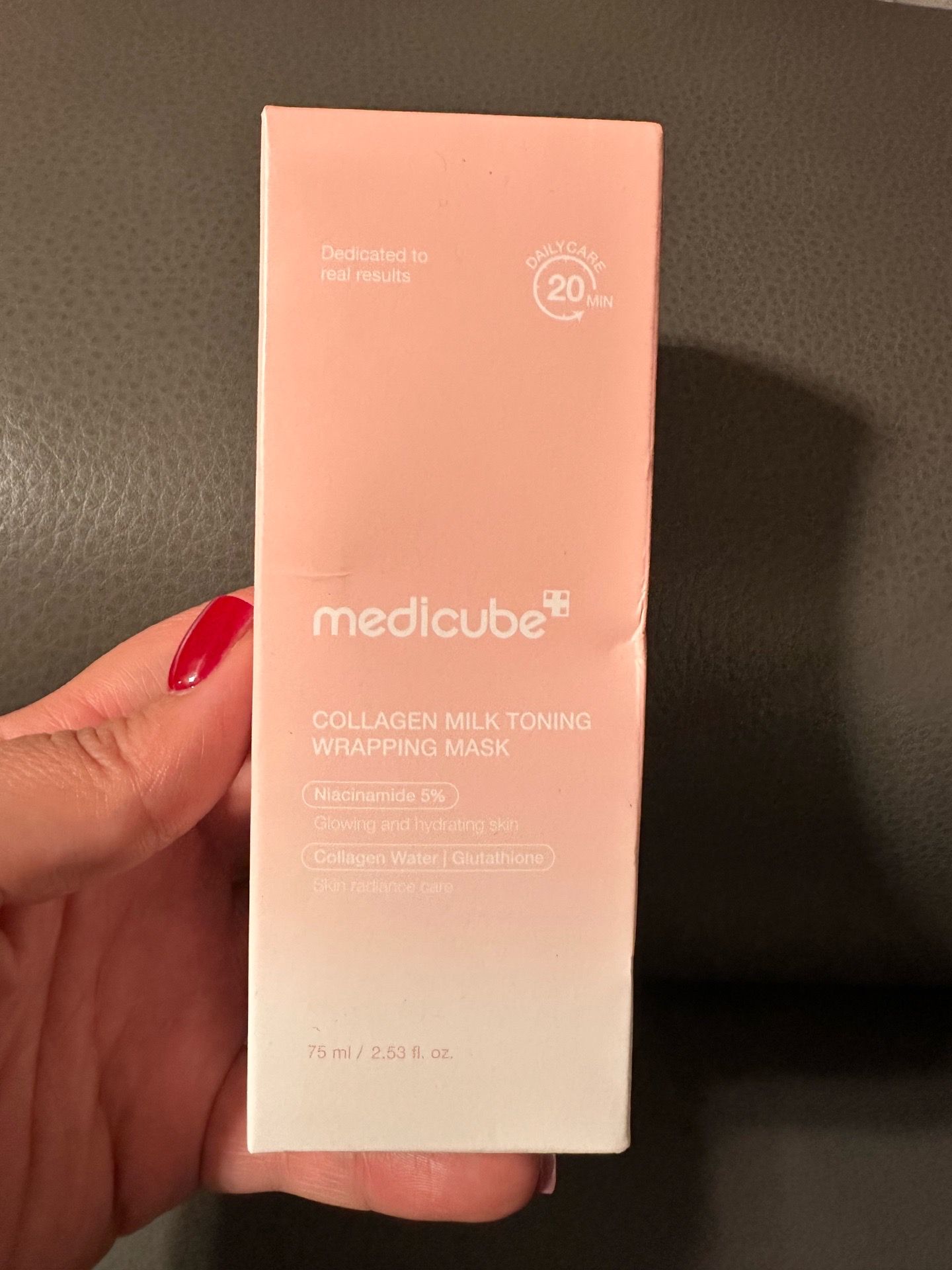 MEDICUBE Collagen Milky Glow Daytime Wrapping Mask