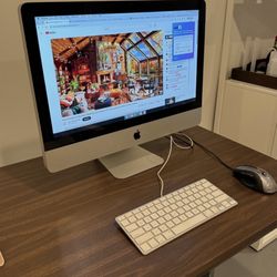 Apple Mac Computer With Keyboard