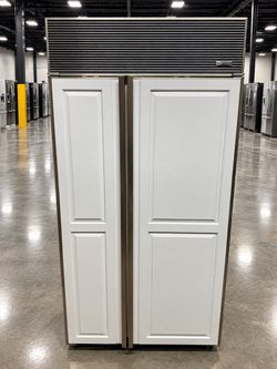 Built in refrigerator 42 inch counter depth sub-zero