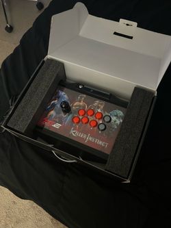 Killer Instinct Arcade Fightstick Tournament Edition TE2 Xbox One Mad Catz 2013