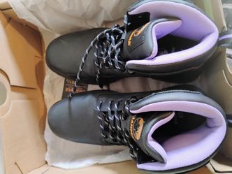Work boots size 8.5