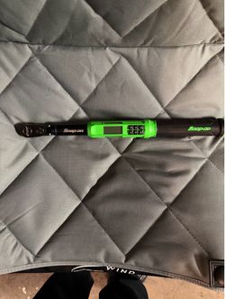 Snap on 3/8 tech angle torque wrench